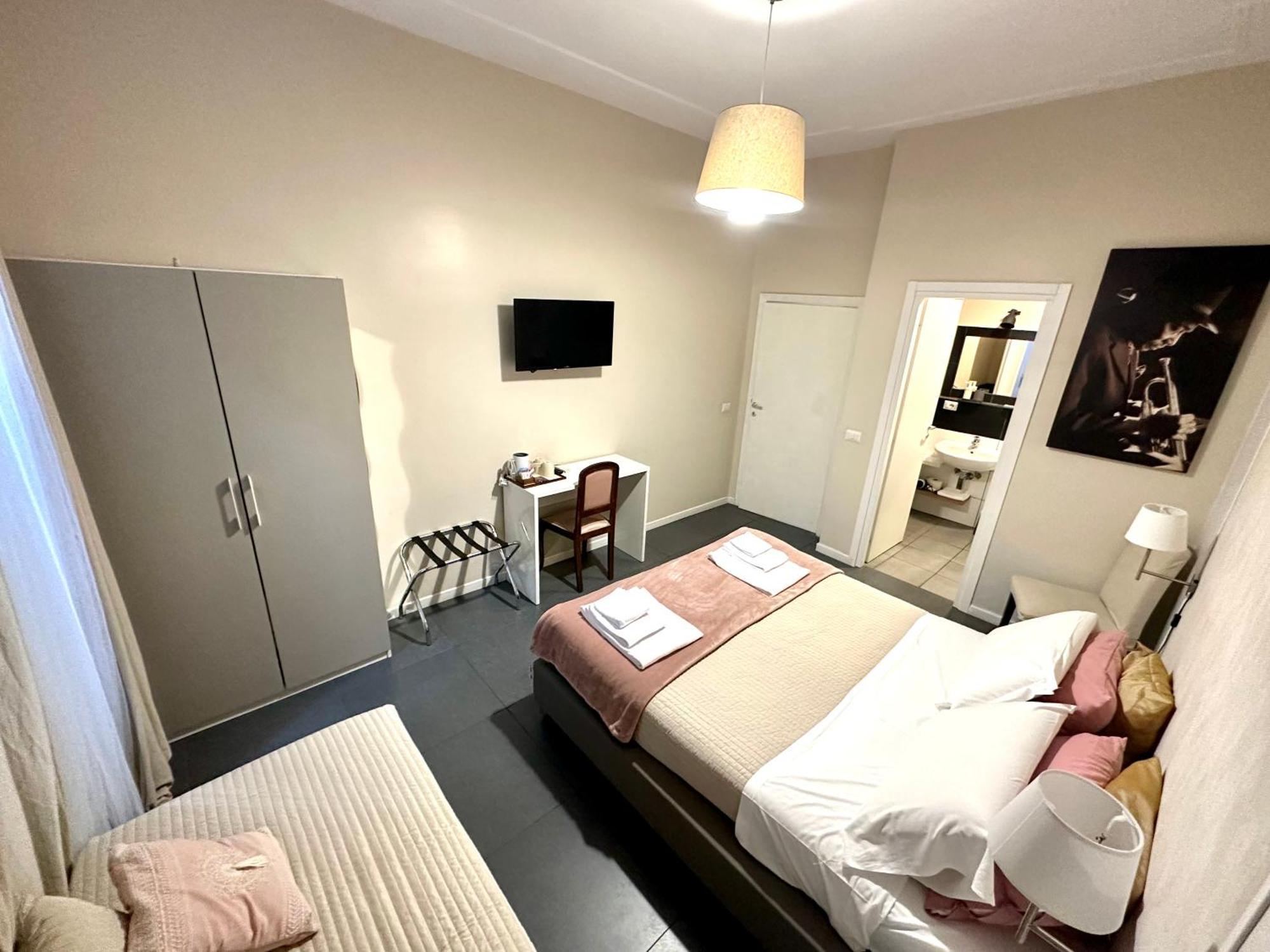 ローマ ベッド　アンド　ブレックファースト　ル　デュ　シヴェット Bed & Breakfast エクステリア 写真